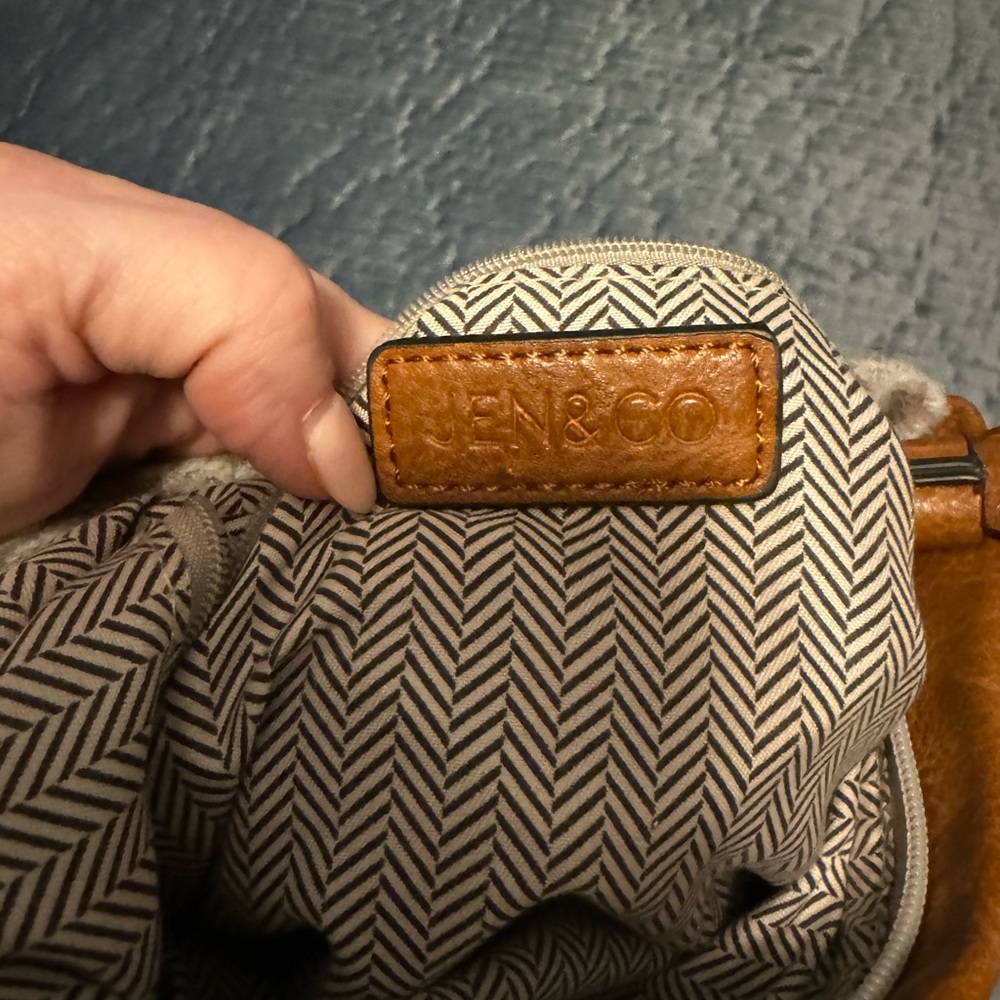 Purse - Picture 4 of 5
